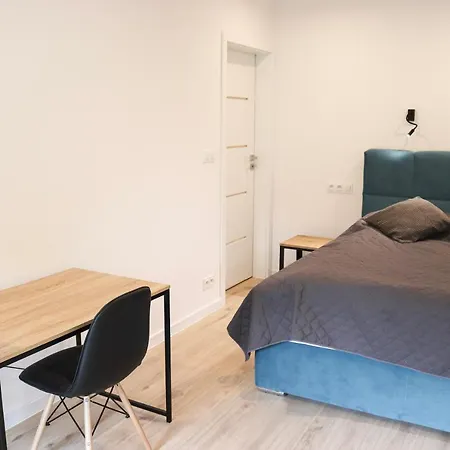 Lemon Park Parking Gratis *